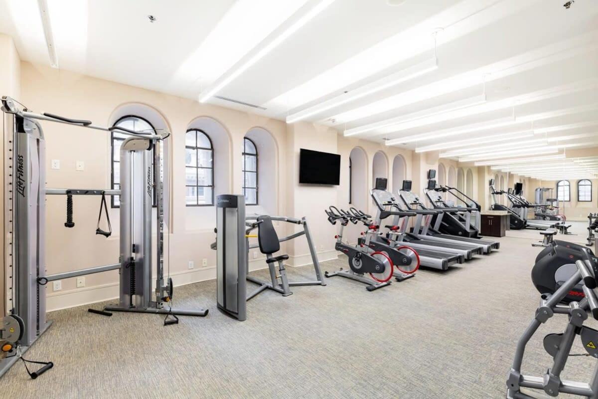 2B 2Ba Luxury Downtown Suite Rooftop Deck & Gym Baltimore Exterior foto