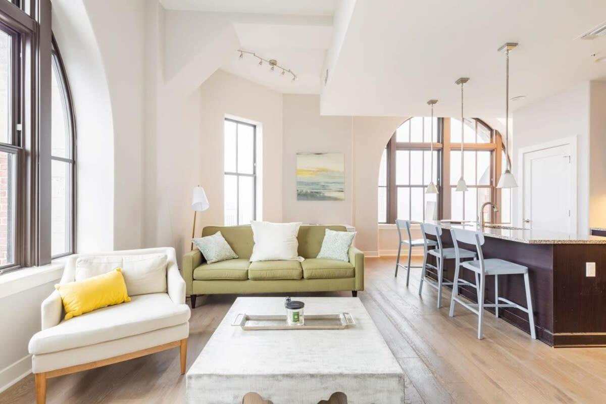 2B 2Ba Luxury Downtown Suite Rooftop Deck & Gym Baltimore Exterior foto